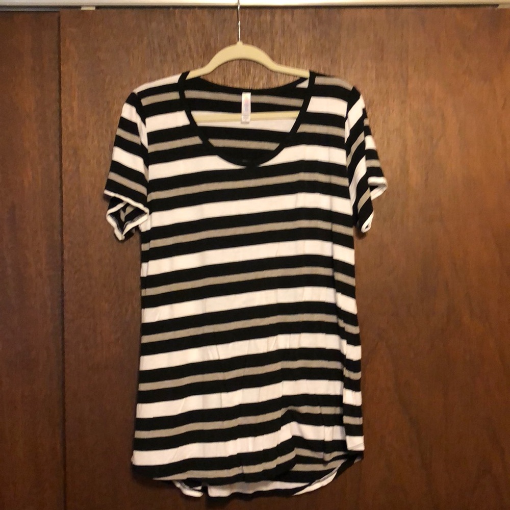 LuLaRoe Classic Tee